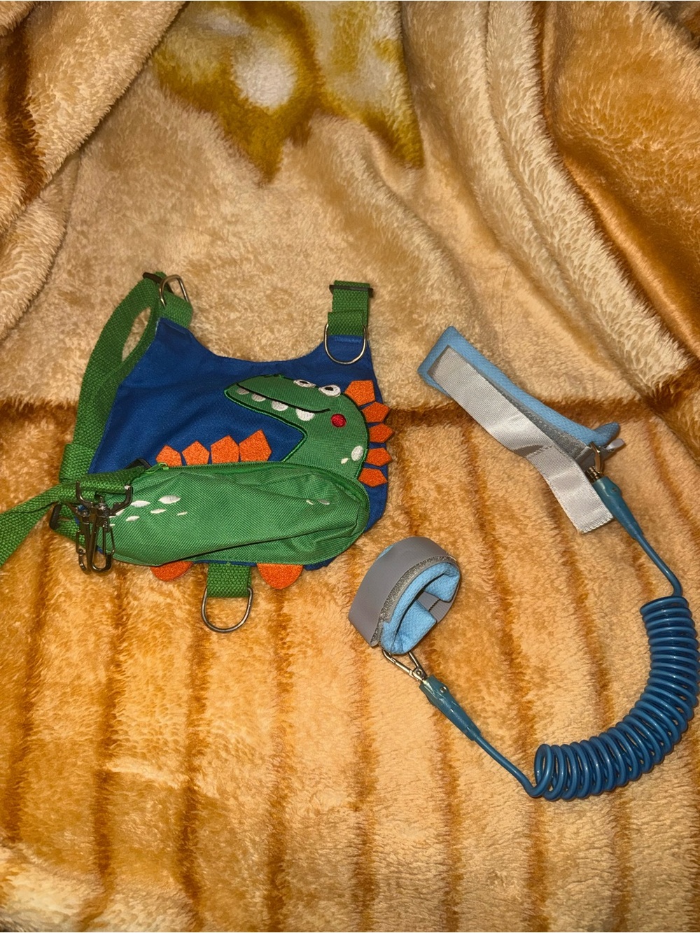 Kids Green & Blue Dinosaur Safety Harness with Detachable Blue Leash
